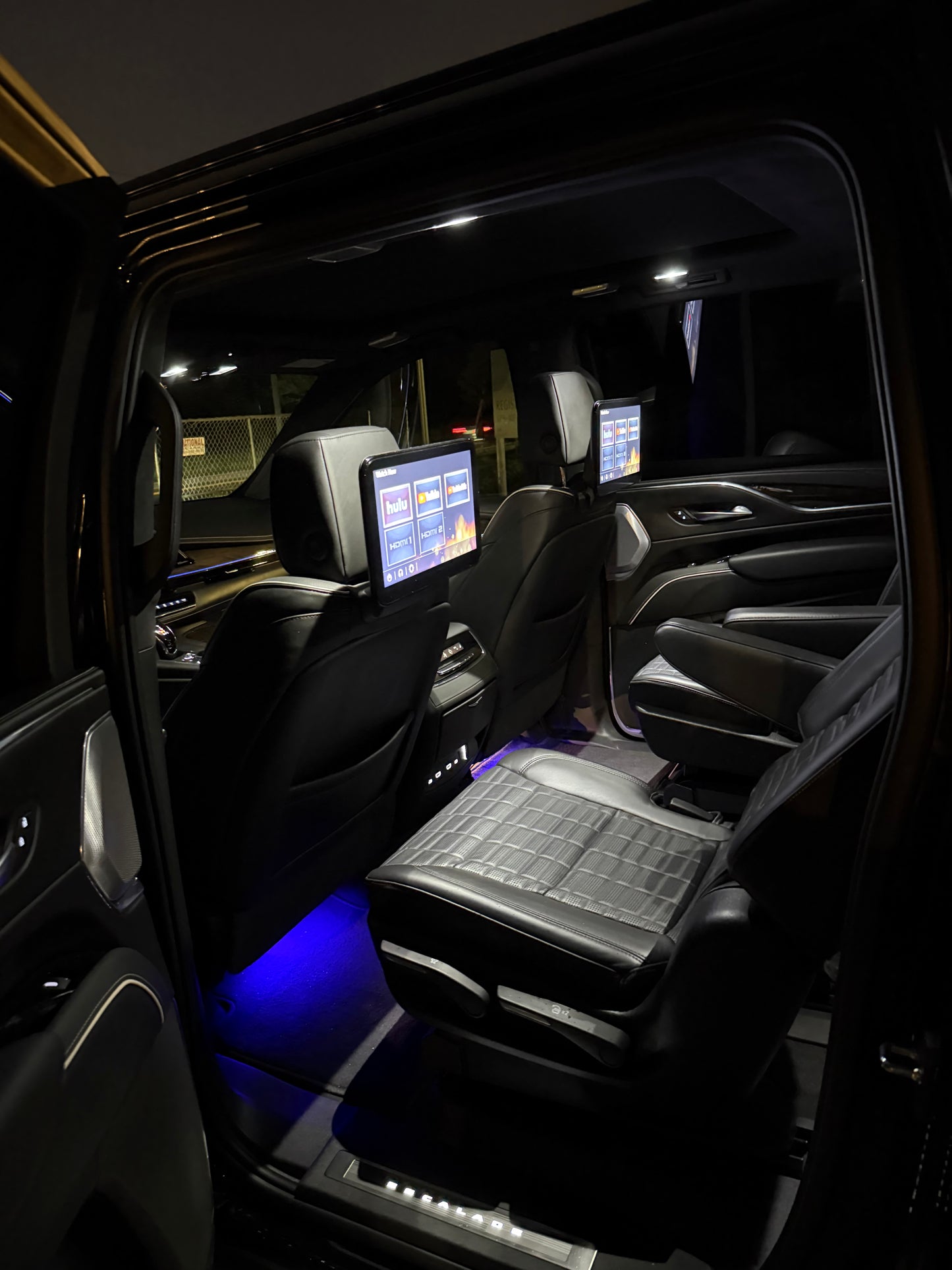 Cadillac Escalade ESV platinum
